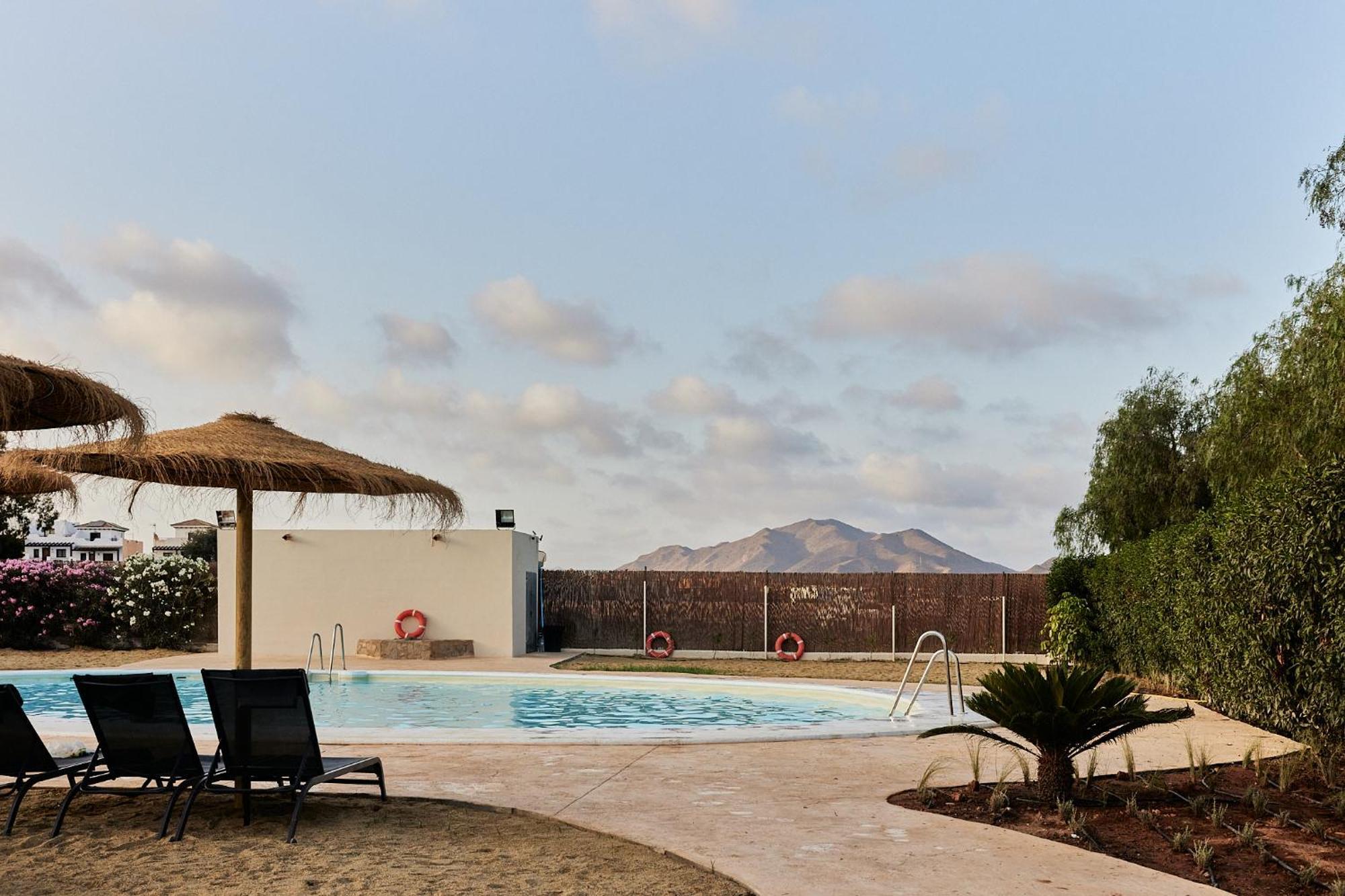 Taiga Almeria Playa بالوماريس المظهر الخارجي الصورة