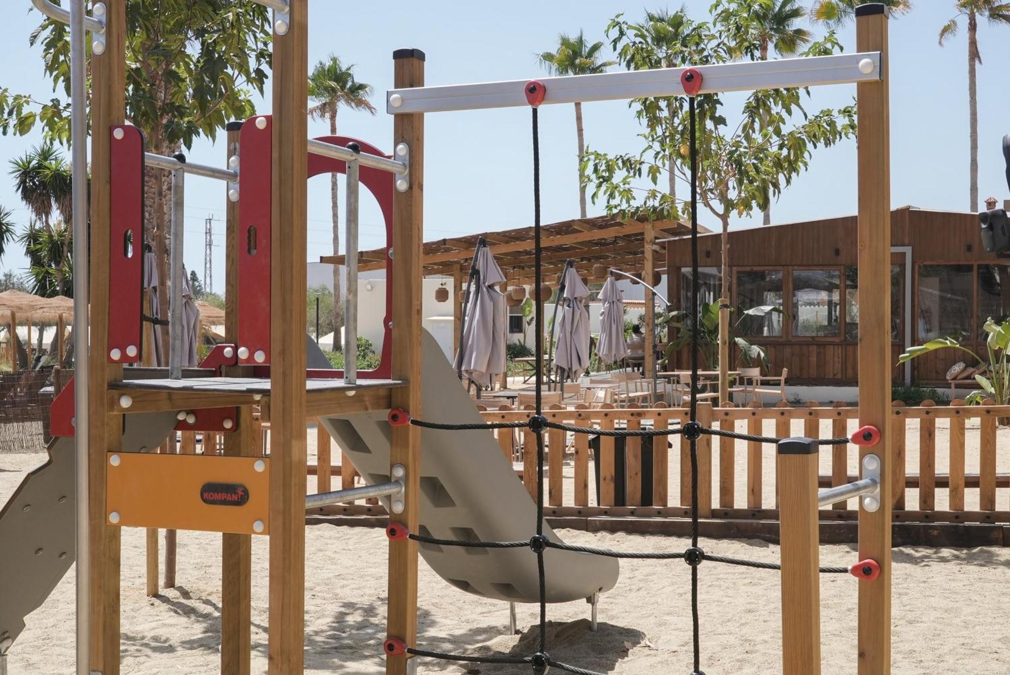 Taiga Almeria Playa بالوماريس المظهر الخارجي الصورة